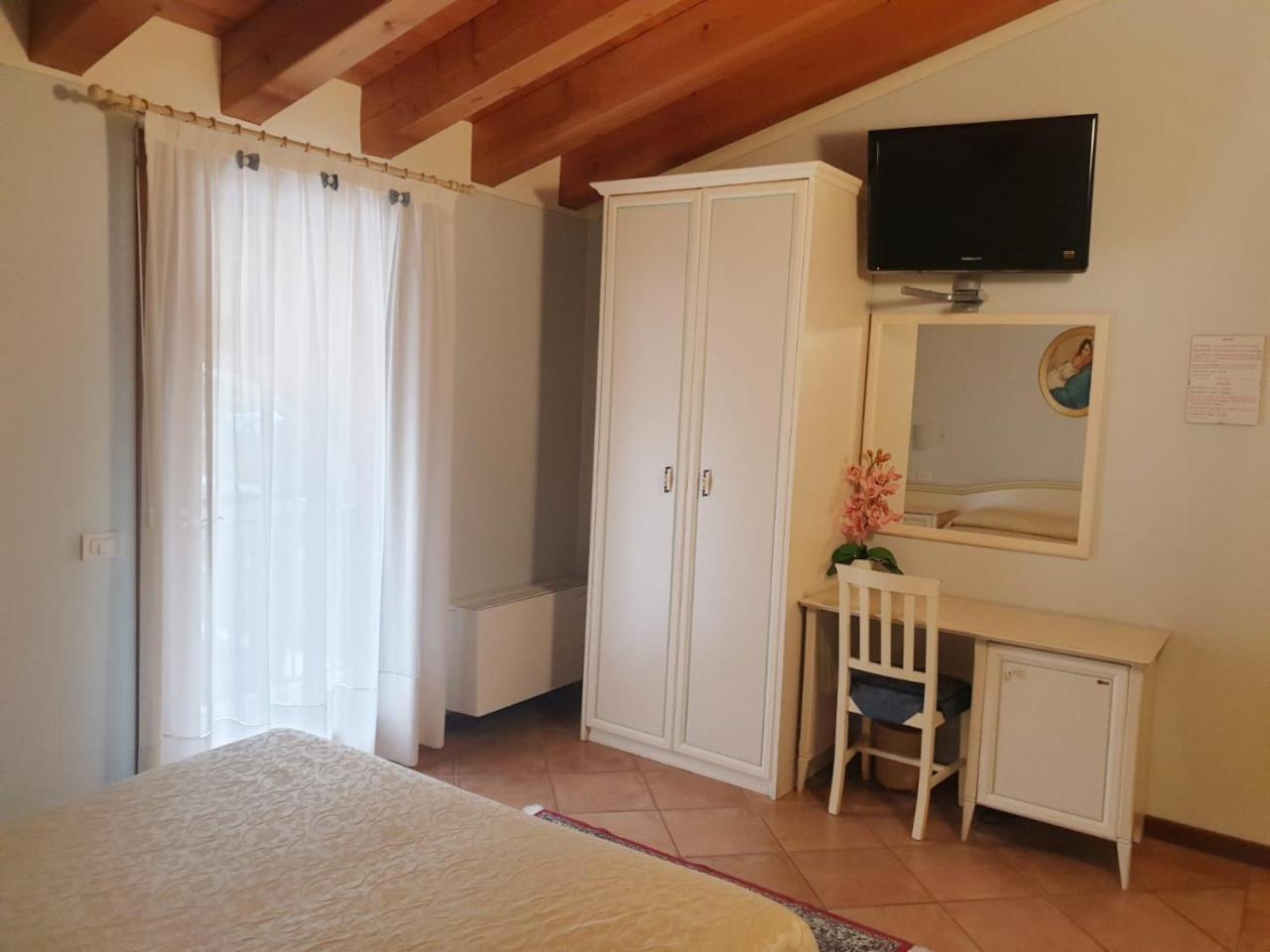 Villa Serena Agriturismo Монтебеллуна Экстерьер фото